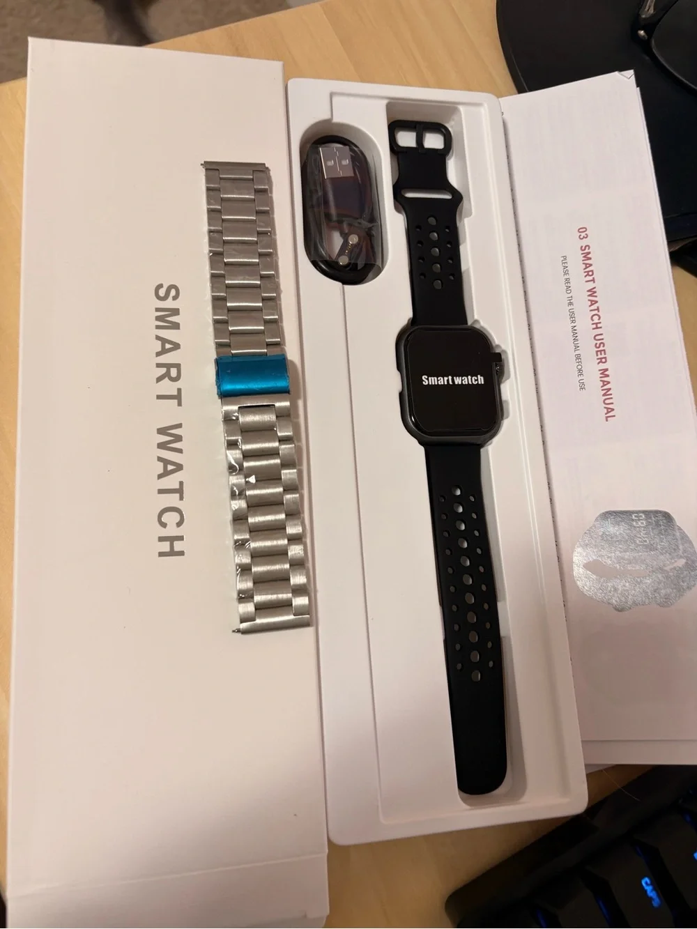 Black Smartwatch with Silicone Sport Band - 1000 mAH Battery AI assist Unbranded